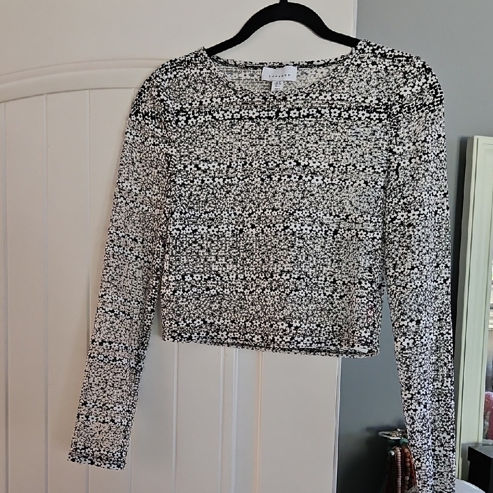 Topshop Black & White Floral Mesh Top Size 8